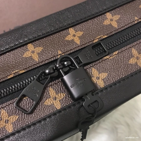 WIS VUITTON BOX LOUIS 1108